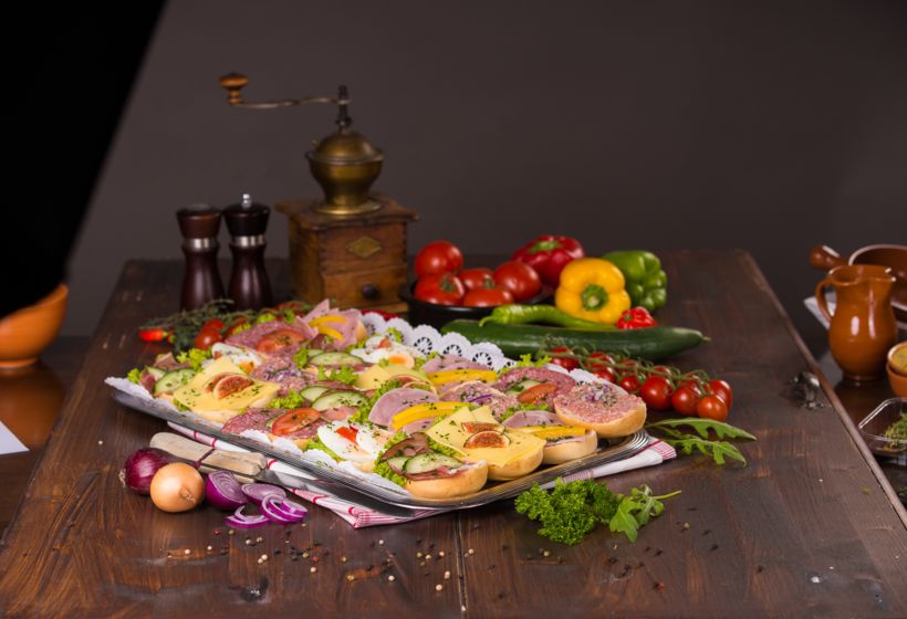 Kulinair - Brötchen-Platte Schweizer Alpen